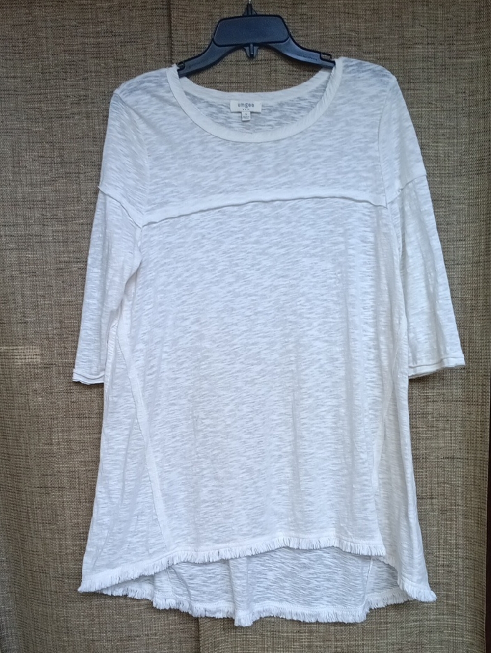 Umgee White Slub Knit Tunic Top
